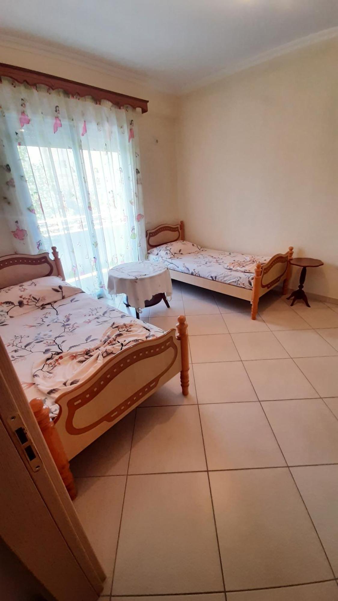 Saimir Apartaments Vlore Exterior photo